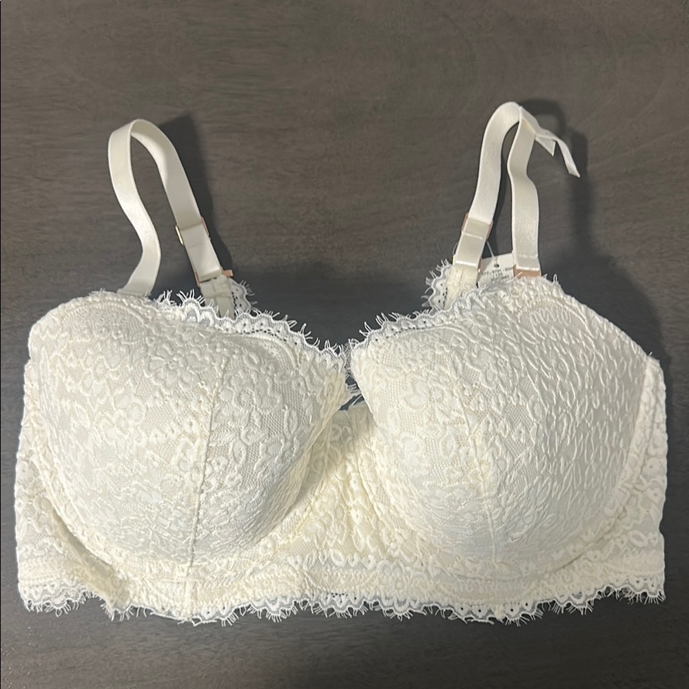 Aerie - Elegant Lace Women's Bra - Cream - NWT